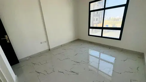 شقه غرفتين و صاله _ العاليا عجمان _ تكييف مركزي _ سكن عائلات