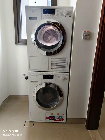 Miele 9kg Saprat washer dryer sat latest version 60cm