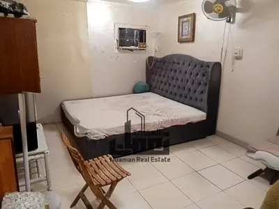 فيلا للبيع فى القادسية بمساحة6360 قدم  8غرف نوم مؤجرة 72000درهم السعر 890000درهم