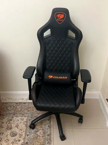 Cougar black ergonomic gaming chair – good condition
