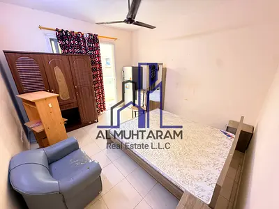 Spacious 2 Bedroom Apartment For Rent With Balcony Muwalieh Bus Station