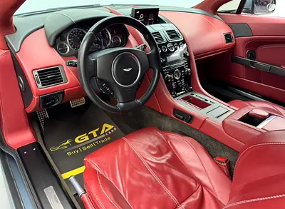 2015 Aston Martin VANTAGE — фото 10