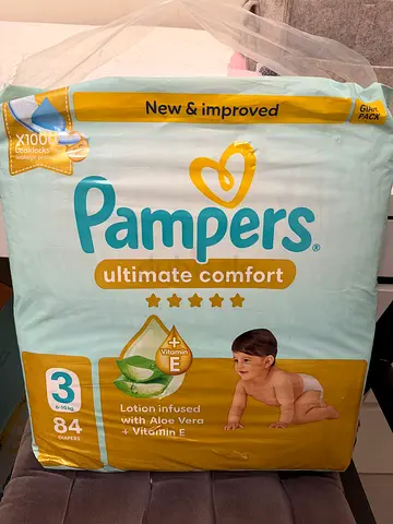 Selling Pampers Ultimate Comfort Size 3 (84 pcs) — unopened pack