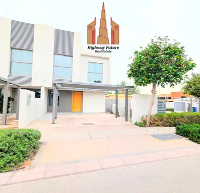 Corner 3BR Townhouse || Spacious Unit + Maid Room || Club House || All Amenities