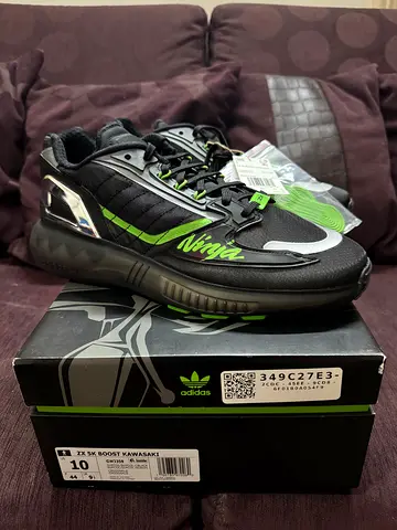 Adidas Kawasaki Ninja black/green sneakers - Mens US 10, Brand New w/ Bow and Accessories