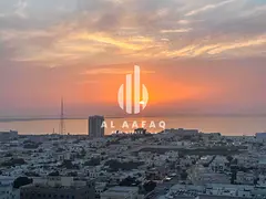 Neat &amp; clean 3 BHK with city plus ocean view