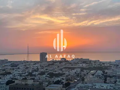 Neat & clean 3 BHK with city plus ocean view