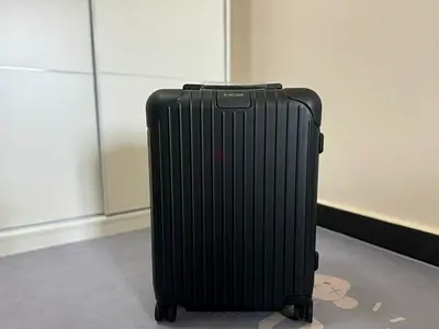 RIMOWA Essential Cabin Suitcase