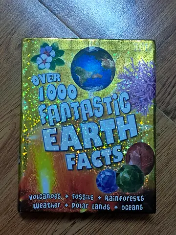 Over 1000 Fantastic Earth Facts — Childrens Educational Book