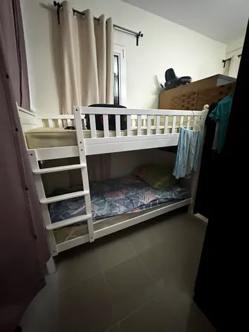 Bed space for ladies-Al khail gate