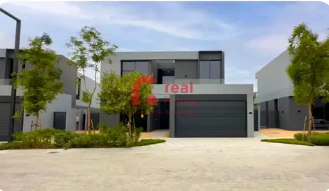 Prime Location | Exclusive Amenities | High ROI | Golden Visa Opportunity|| Resale