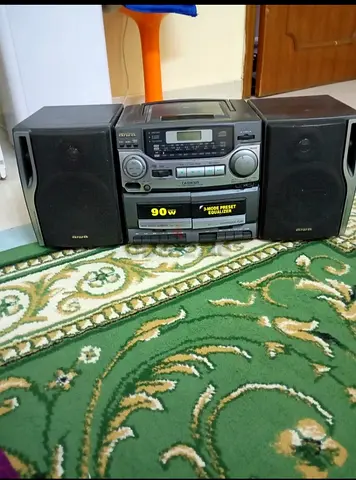 Compact mini hi‑fi stereo system (CD  cassette)