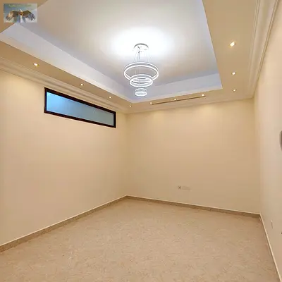 فرصه مميزه للسكن ف اجمل غرفتين وصاله ,بموقع مميز قريب من الخدمات , وسهوله الوصول لي دبي والشارقه .