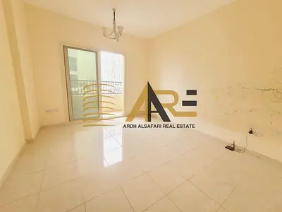 1 BHK 36K مع شرفة أنيقة ونظيفة جاهزة للتحرك
