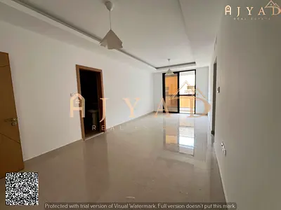 للإيجار: شقة غرفتين وصالة بالجرف 3 عجمان، أول ساكن، قريبة جدا من مخرج 311، 3 حمامات، مكيف مركزي، غاز مركزي، تشطيب مميز، 43,000 درهم