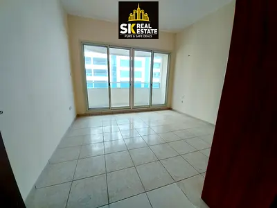 2BHK WITH BALCONY CHILLER FREE BUILDING ON ROAD FAMILY BUILDING