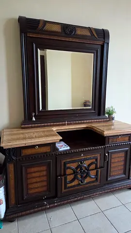 Dressing table with good mirror for sale.