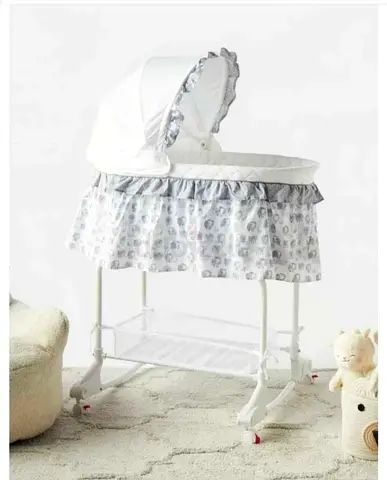 Juniors Stylish Baby Bassinet with Canopy