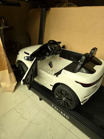 Baby Range Rover Velar 12v