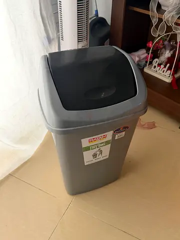 Trash Can