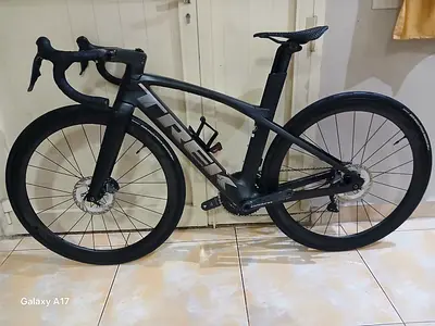 FullCarbon Trek Madone SLR8 ProjectOne AeroRoadBike Shimano UltegraDi2  Bontrager CarbonWheel NewCod