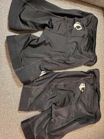 PEARL IZUMI cycling shorts / trishorts (2) - size small