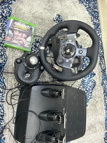 Logitech G920 Racing Wheel + Pedals + Shifter | Forza Horizon 4  COD WWII Included