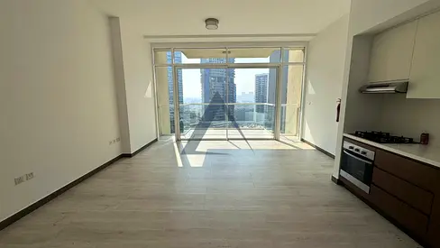 Bright & Elegant | Luxury Living | Massive Layout