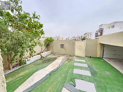 Luxury 4BR Villa in Al Zahya Ajman | Garden | Remote Parking | Huge Lounge