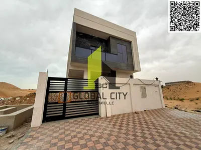 منزل تاون هاوس مكون من طابقين (أرضي + أول) للبيع في حي الزاهية، 4 غرف نوم رئيسية، مساحة إجمالية 190 متر مربع، مساحة داخلية 2045 قدم مربع، تصميم واسع،