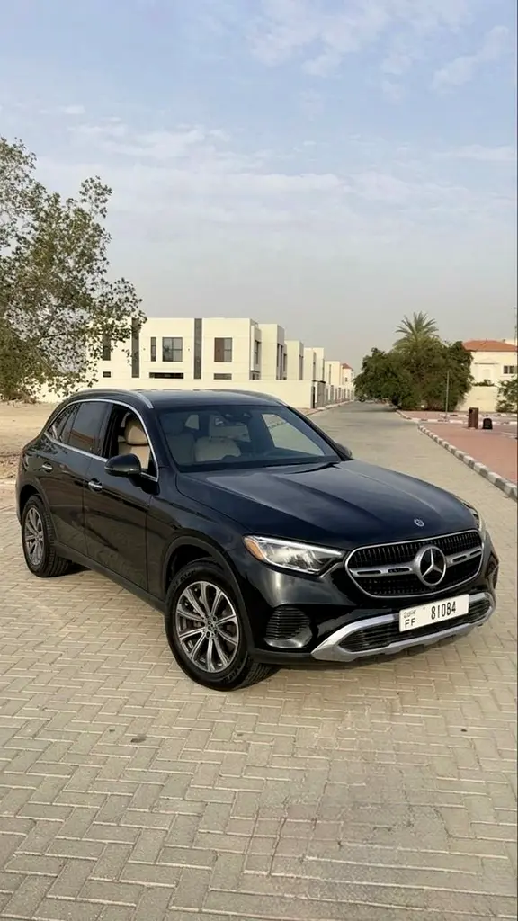 Mercedes-Benz GLC-Class 2025 — photo 1 of 9