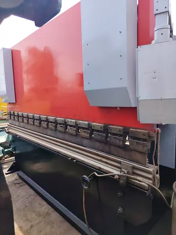 Used Hydraulic Press Brake (Sheet Metal Bending Machine) - Good Working Condition