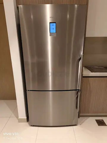 Siemens iq700 bottom freezer digital invtar latest version refrigerator 85cm