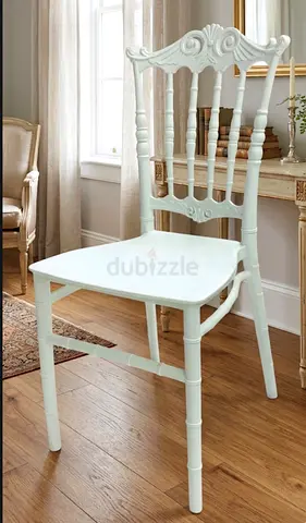 Elegant White Vintage Chair-C-19