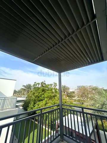 Aluminum pergola roof installed on balcony - good condition
