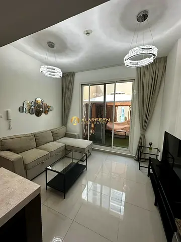 استوديو مفروش | بوتانيكا JVC | مناظر متعددة