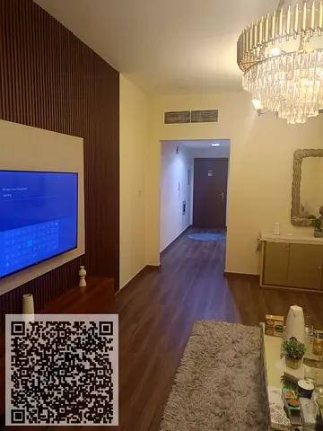 شقة غرفة و صالة مفروشه للايجار الشهري ابراج الاورينت عجمان إطلالة على الخور فرش ممتاز