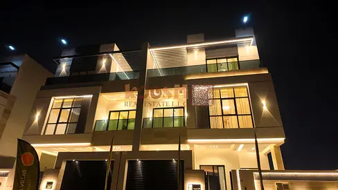 مجلس وصالة وخادمة | مصعد | سطح حديقة