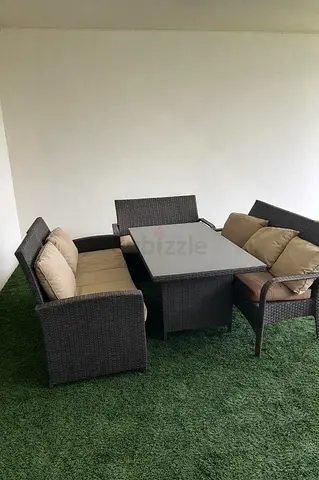 Outdoor Seating Set – Table + Chairs