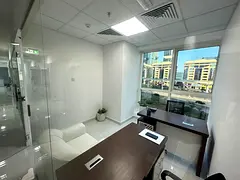 Modern Office | Bank Account Assistance | Free Amenities |