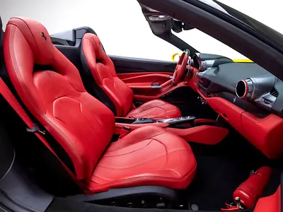 صورة 11 لـ 2020 Ferrari F8 SPIDER