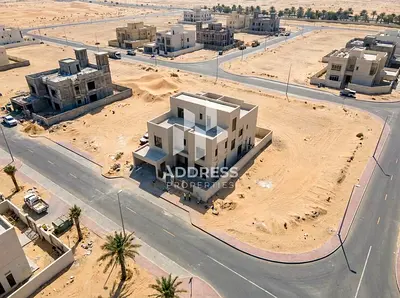 فرصة استثمارية أرض في السحمة الشارقة بموقع مميز وسعر منافس لبناء فيلا سكني وتملك حر للجنسيات العربية