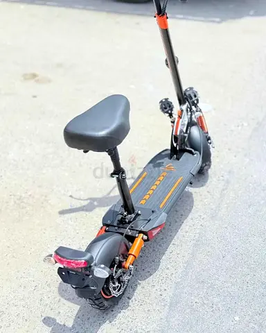 Kugoo E10 Pro 2 – 2000W High-Speed Electric Scooter!