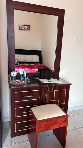 Elegant Wooden Dressing Table with Mirror