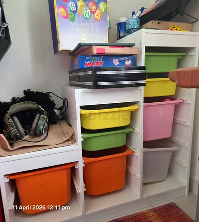 IKEA TROFAST Toy Storage Unit with Bins – Excellent Condition