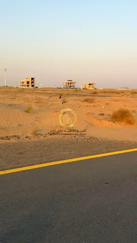 من منطقة روضة القرط ضاحة الرويضات للبيع قطعة ارض سكني استثماري  بمساحة 3,294 قدم مربع