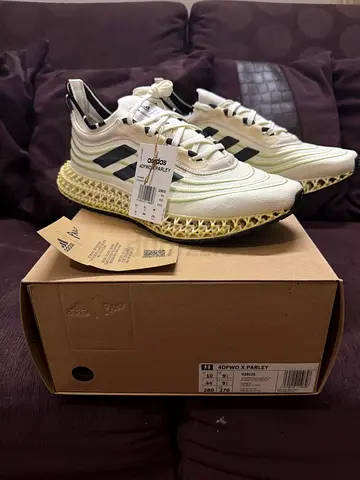 Adidas 4DFWD X Parley running shoes - brand new with tags (white/black)