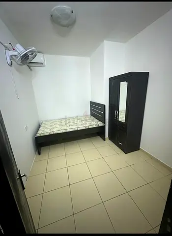 Closed spacious partition available in karama for couples