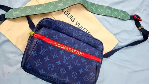 My Louis Vuitton blue monogram crossbody bag — pre-owned