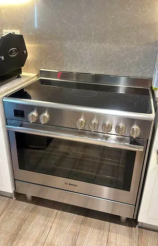 Bosch Series 8 Electric Range Cooker 90 Cm, Glass Ceramic Hob, Stainless Steel, HCB738357M